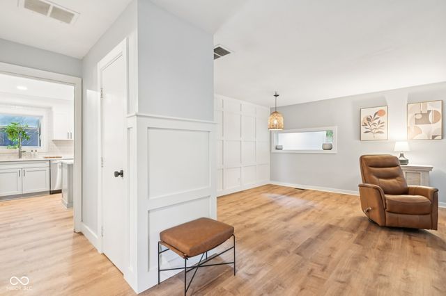 9052 Ripon Court, Indianapolis, IN 46268