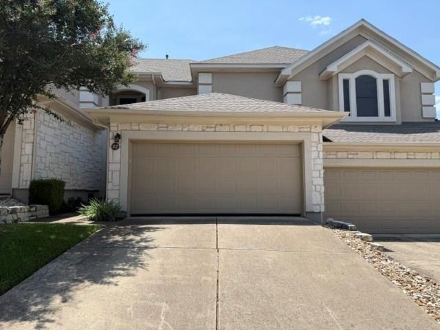3300 Forest Creek DR 27, Round Rock, TX 78664