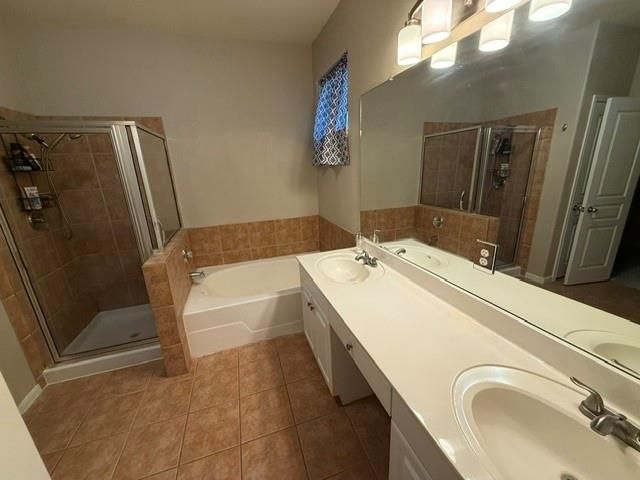 3300 Forest Creek DR 27, Round Rock, TX 78664