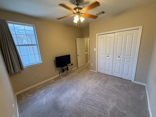 3300 Forest Creek DR 27, Round Rock, TX 78664