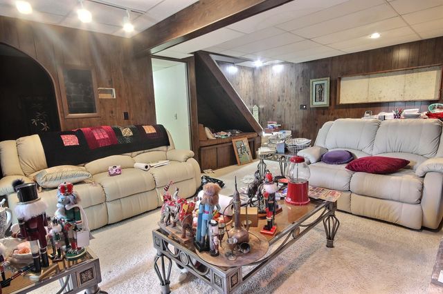 1406 E Gump Road, Fort Wayne, IN 46845