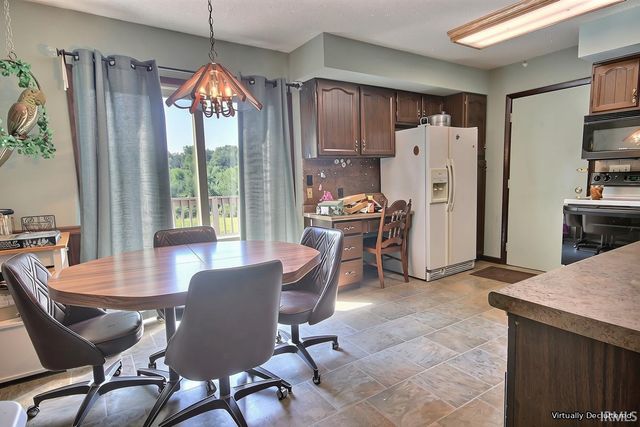 1406 E Gump Road, Fort Wayne, IN 46845