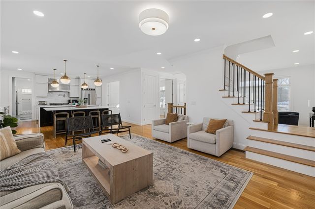 5 Lacey Court, Smithfield, RI 02917