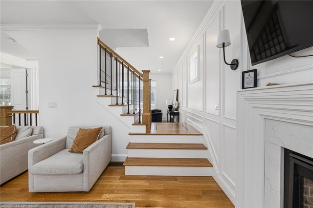 5 Lacey Court, Smithfield, RI 02917