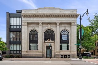 1425 W Fullerton Avenue 2N, Chicago, IL 60614