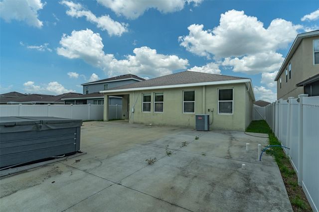 12152 LEDBURY COMMONS DRIVE, Gibsonton, FL 33534
