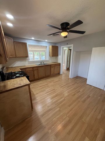 1405 S Nolan St, Big Spring, TX 79720