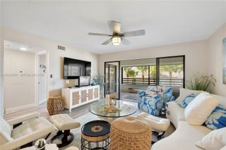 522 Oak Harbour Dr 522, Juno Beach, FL 33408