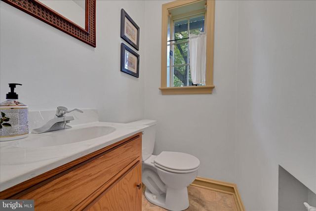 2341 COLUMBIA AVE, Lancaster, PA 17603