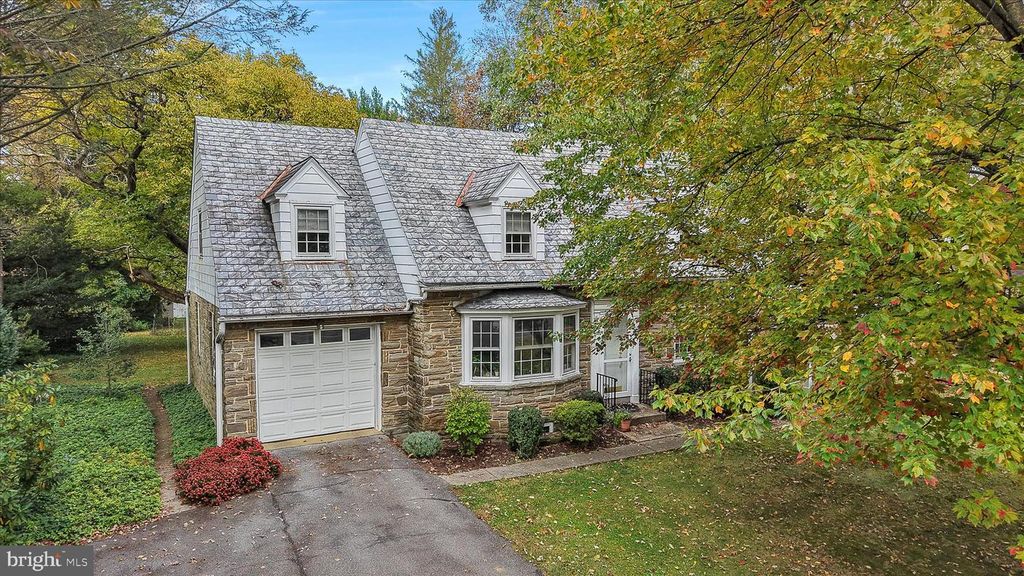 2341 COLUMBIA AVE, Lancaster, PA 17603