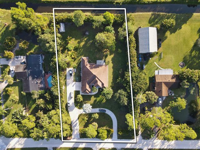 4932 122nd Drive N, Royal Palm Beach, FL 33411