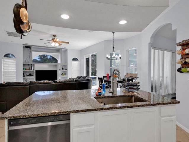 4932 122nd Drive N, Royal Palm Beach, FL 33411