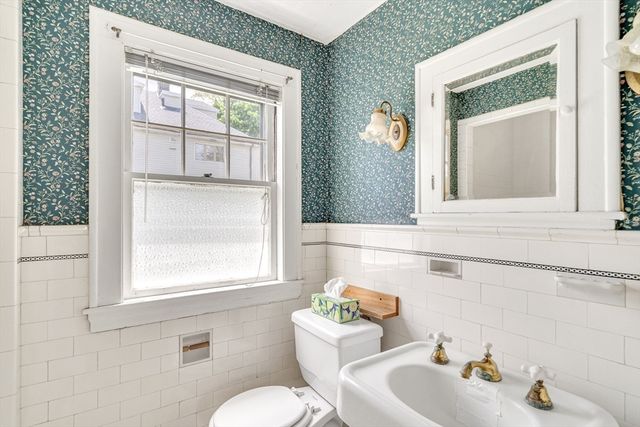 61 Washington, Belmont, MA 02478