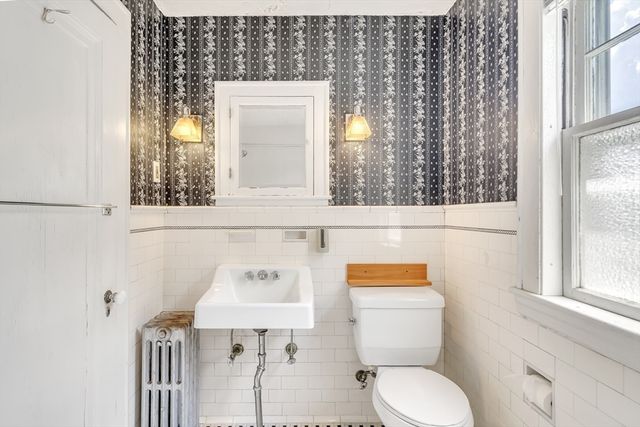 61 Washington, Belmont, MA 02478