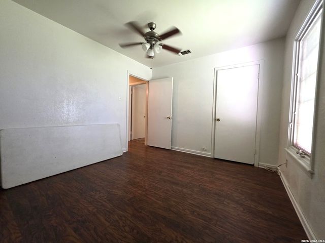 154 FELTON DR, San Antonio, TX 78226