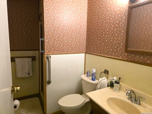 154 FELTON DR, San Antonio, TX 78226