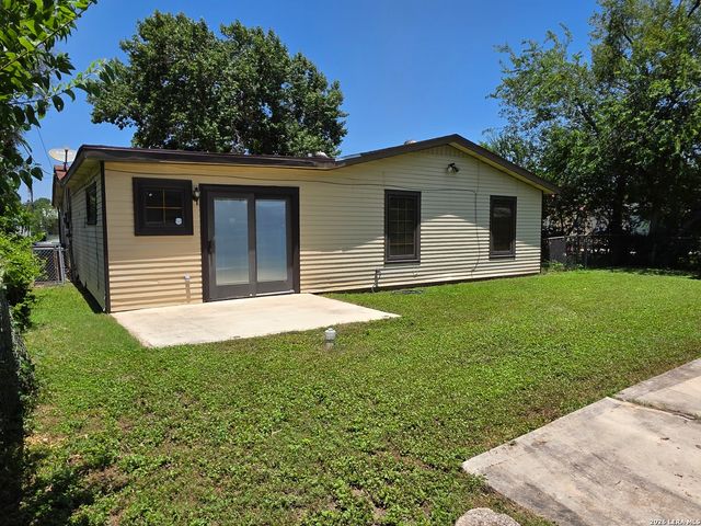 154 FELTON DR, San Antonio, TX 78226