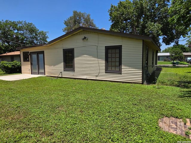 154 FELTON DR, San Antonio, TX 78226