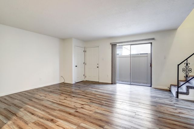 8333 Comanche Road NE APT 2C, Albuquerque, NM 87110