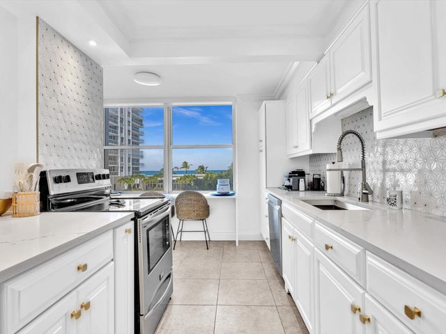 4300 N Ocean Boulevard 2D, Fort Lauderdale, FL 33308