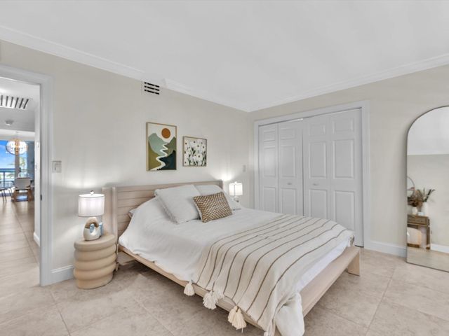 4300 N Ocean Boulevard 2D, Fort Lauderdale, FL 33308