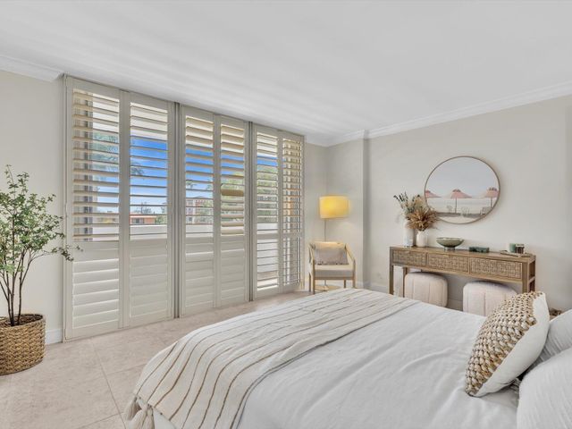 4300 N Ocean Boulevard 2D, Fort Lauderdale, FL 33308