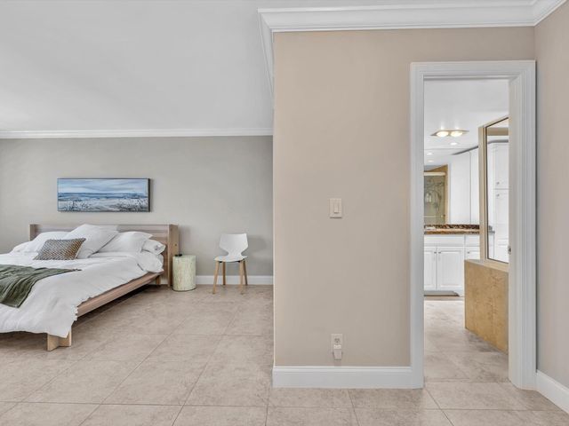 4300 N Ocean Boulevard 2D, Fort Lauderdale, FL 33308