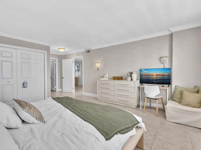 4300 N Ocean Boulevard 2D, Fort Lauderdale, FL 33308