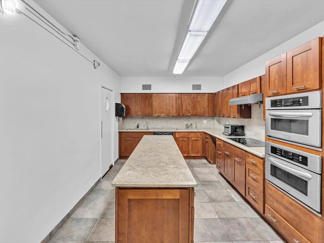 4300 N Ocean Boulevard 2D, Fort Lauderdale, FL 33308