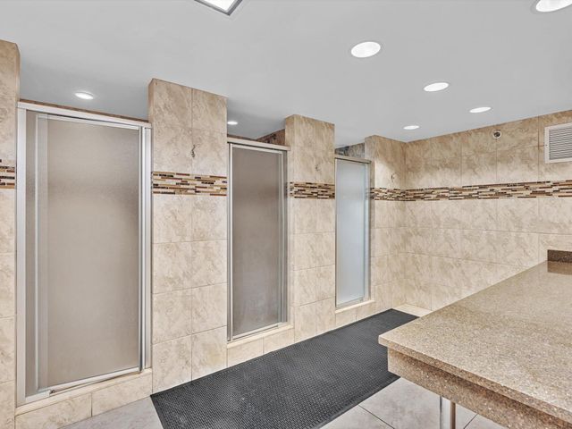 4300 N Ocean Boulevard 2D, Fort Lauderdale, FL 33308
