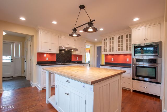 14473 Wallace Pike, Abingdon, VA 24210