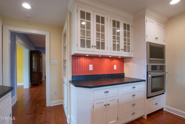 14473 Wallace Pike, Abingdon, VA 24210