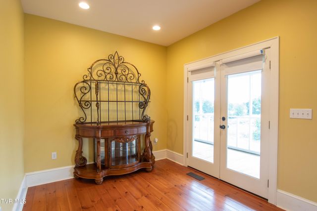 14473 Wallace Pike, Abingdon, VA 24210