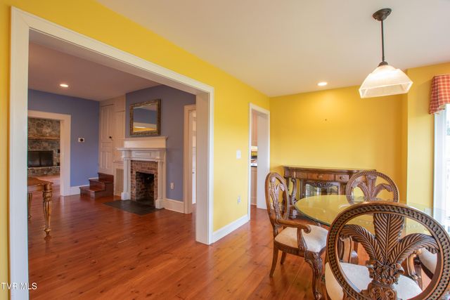 14473 Wallace Pike, Abingdon, VA 24210