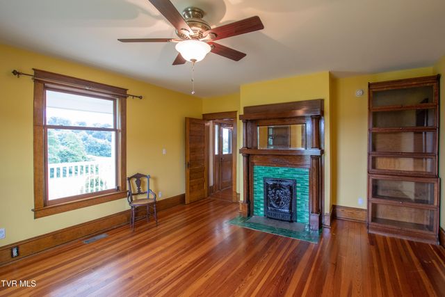 14473 Wallace Pike, Abingdon, VA 24210