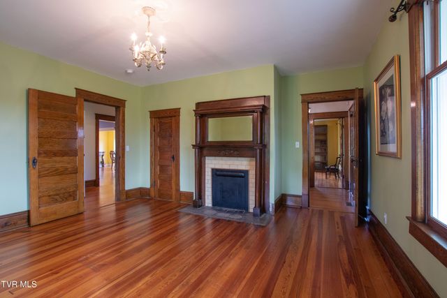 14473 Wallace Pike, Abingdon, VA 24210
