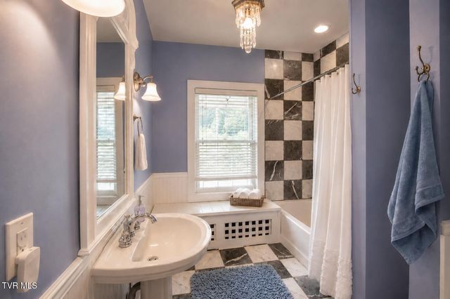 14473 Wallace Pike, Abingdon, VA 24210