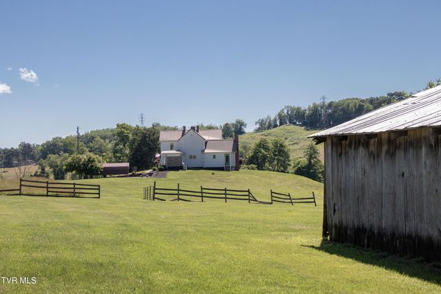 14473 Wallace Pike, Abingdon, VA 24210
