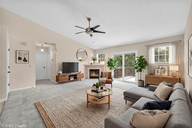 1024 Saint Michaels Way, Madison, OH 44057