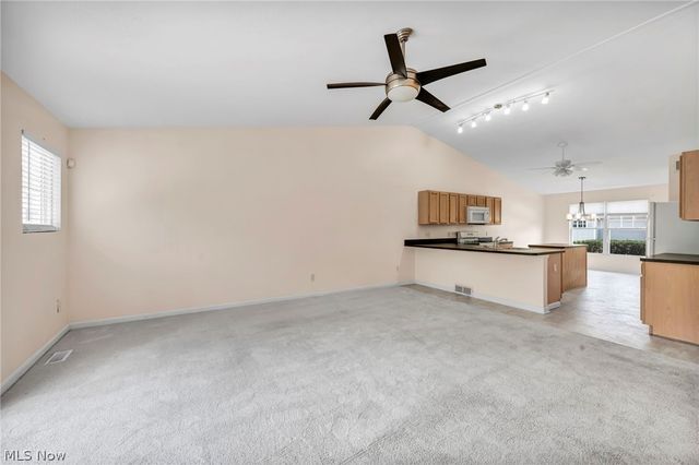 1024 Saint Michaels Way, Madison, OH 44057