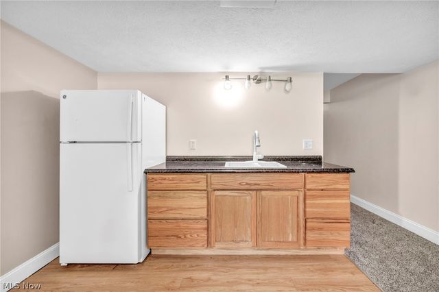 1024 Saint Michaels Way, Madison, OH 44057