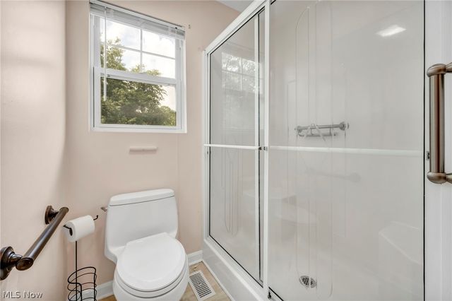 1024 Saint Michaels Way, Madison, OH 44057
