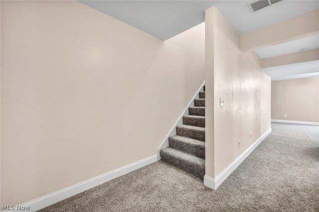 1024 Saint Michaels Way, Madison, OH 44057