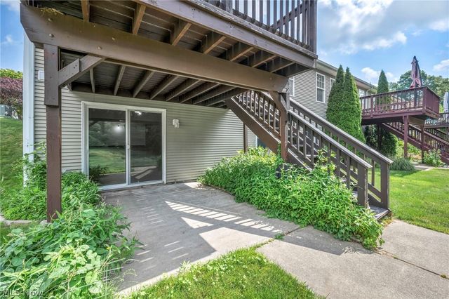 1024 Saint Michaels Way, Madison, OH 44057