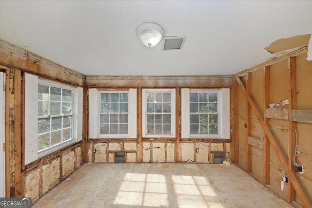 8986 Mandarin Drive, Jonesboro, GA 30236