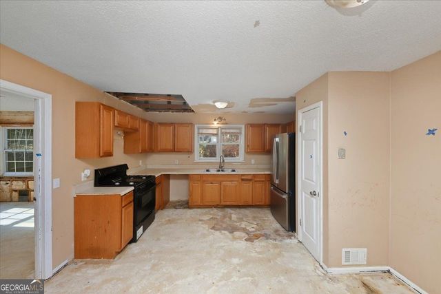 8986 Mandarin Drive, Jonesboro, GA 30236