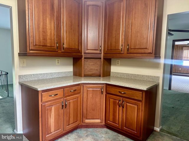 10955 LAWRENCE DR, Waldorf, MD 20603