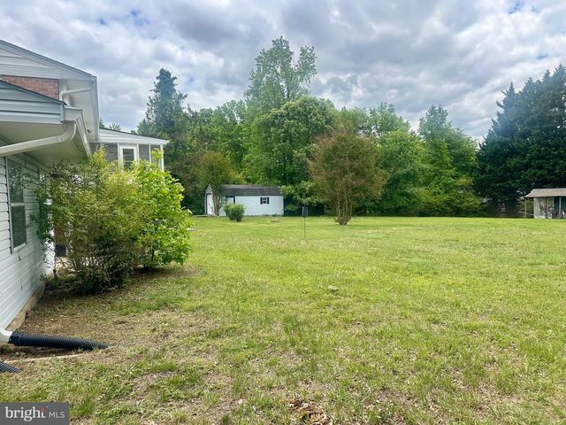 10955 LAWRENCE DR, Waldorf, MD 20603
