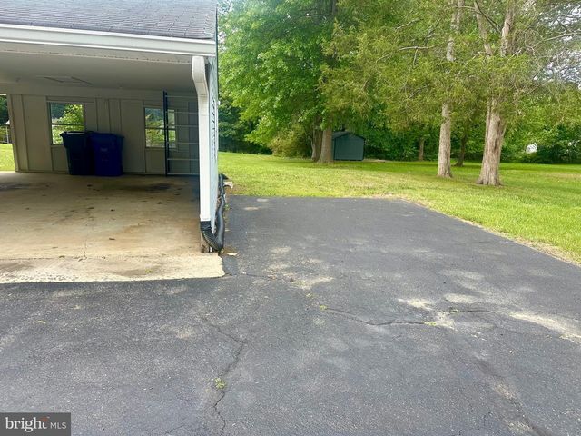 10955 LAWRENCE DR, Waldorf, MD 20603
