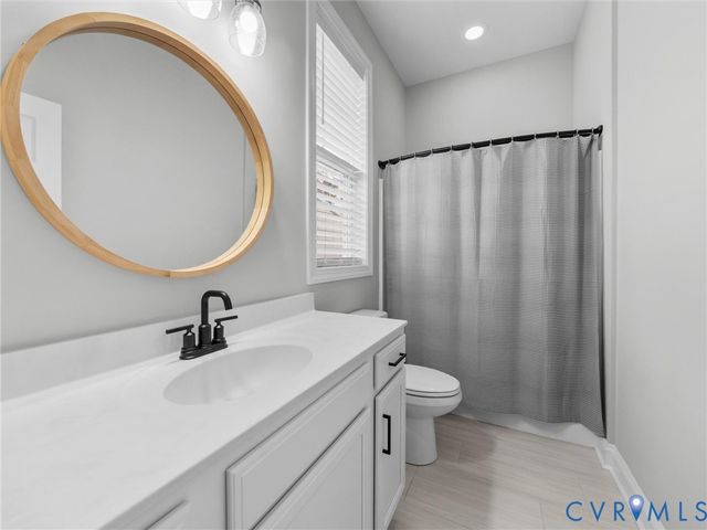 18319 Eagle Bend Dr, Moseley, VA 23120